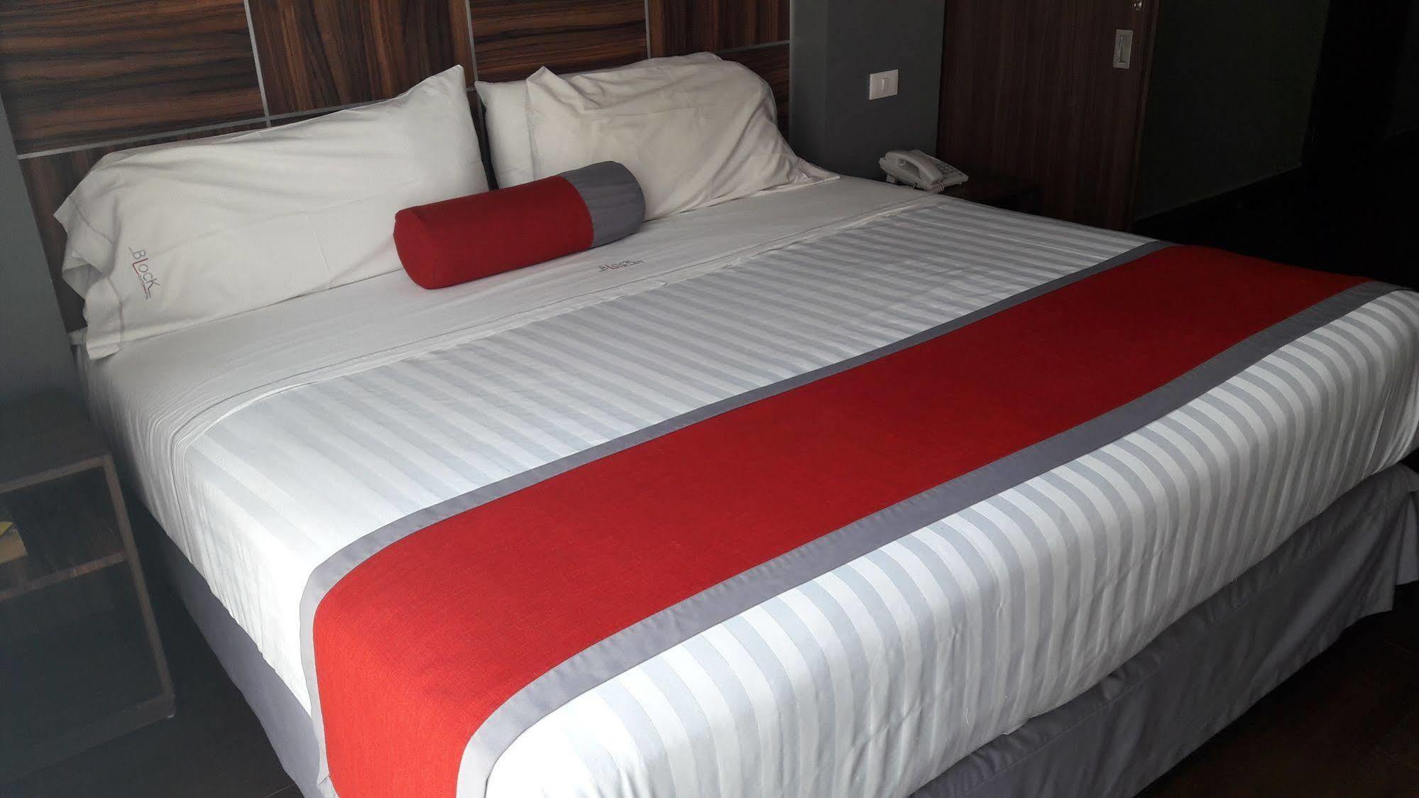 Hotel Block Suites Mexico City Exterior photo